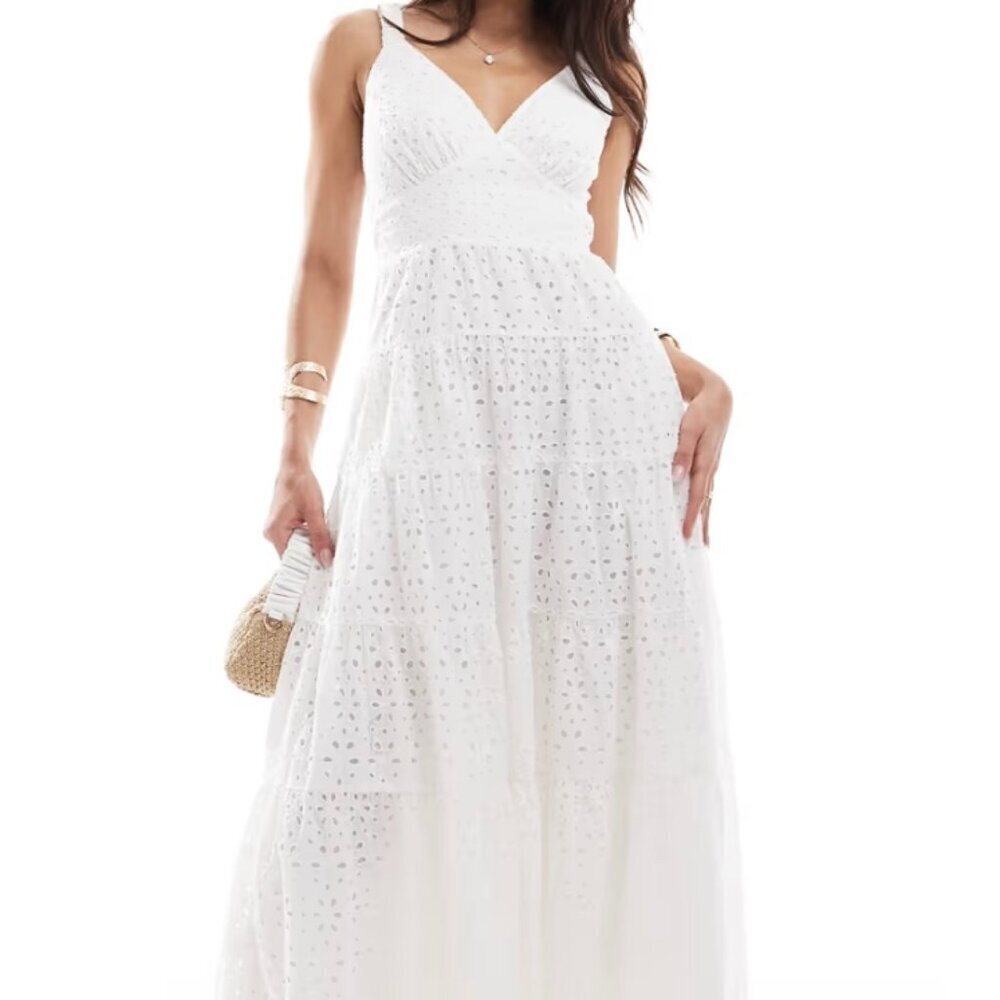 Abercrombie & Fitch eyelet tiered maxi dress in white size XXLP